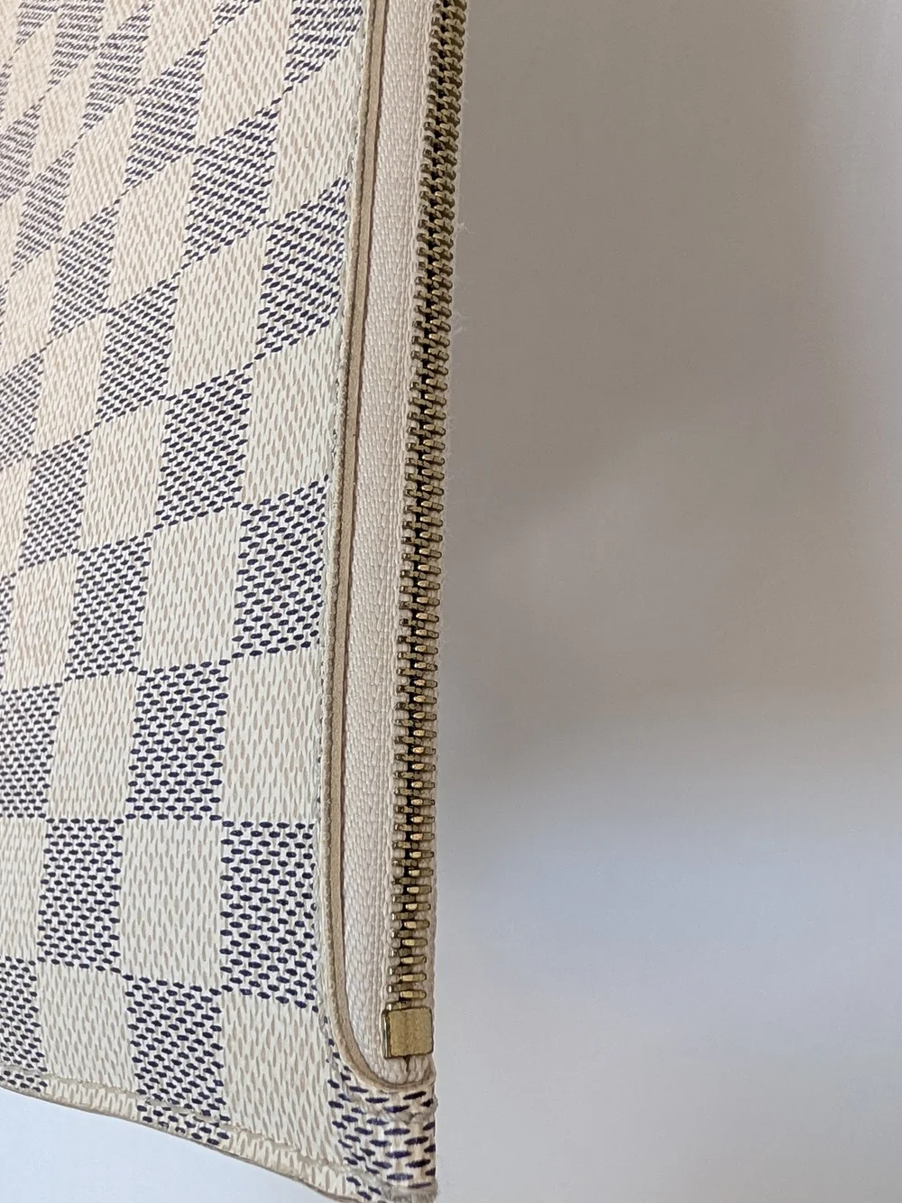 Louis Vuitton Damier Azure Neverfull Pochette